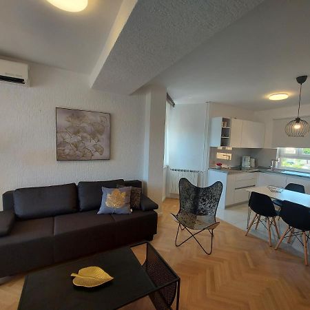 Apartments Fugosic Punat Extérieur photo