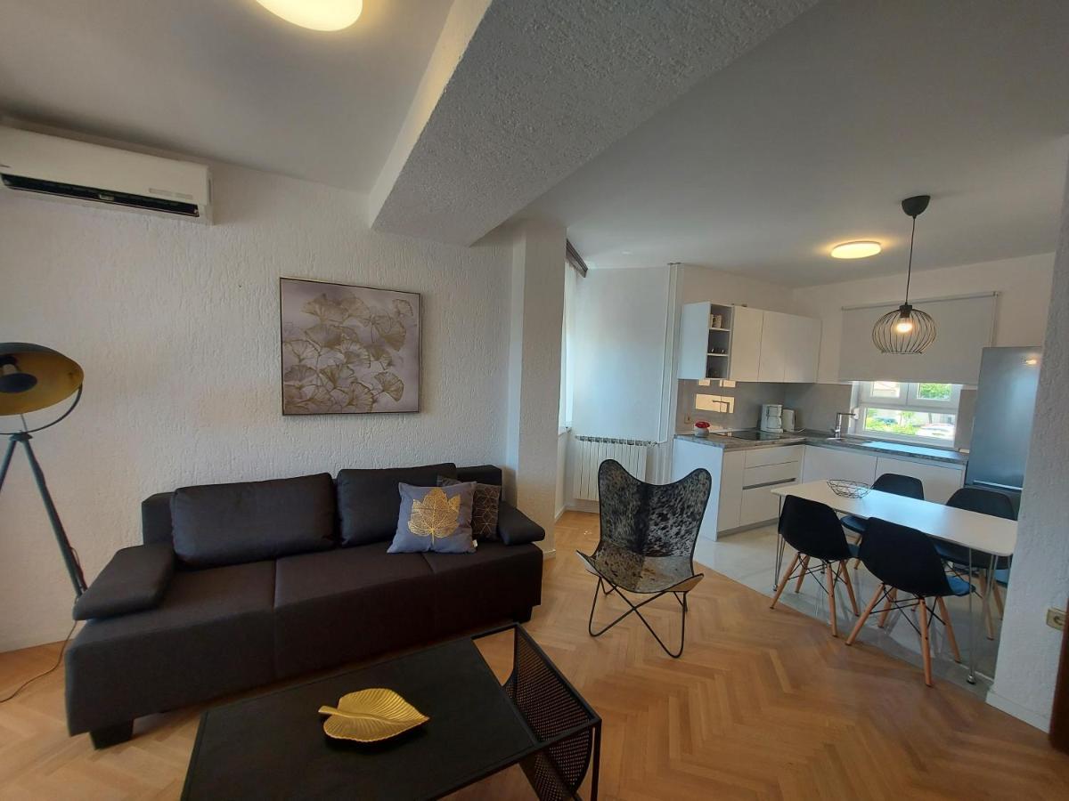Apartments Fugosic Punat Extérieur photo